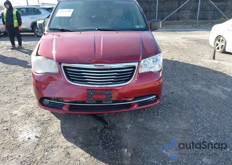 2013 Chrysler Town & Country Touring from USA, damaged, VIN 2C4RC1BG8DR510025